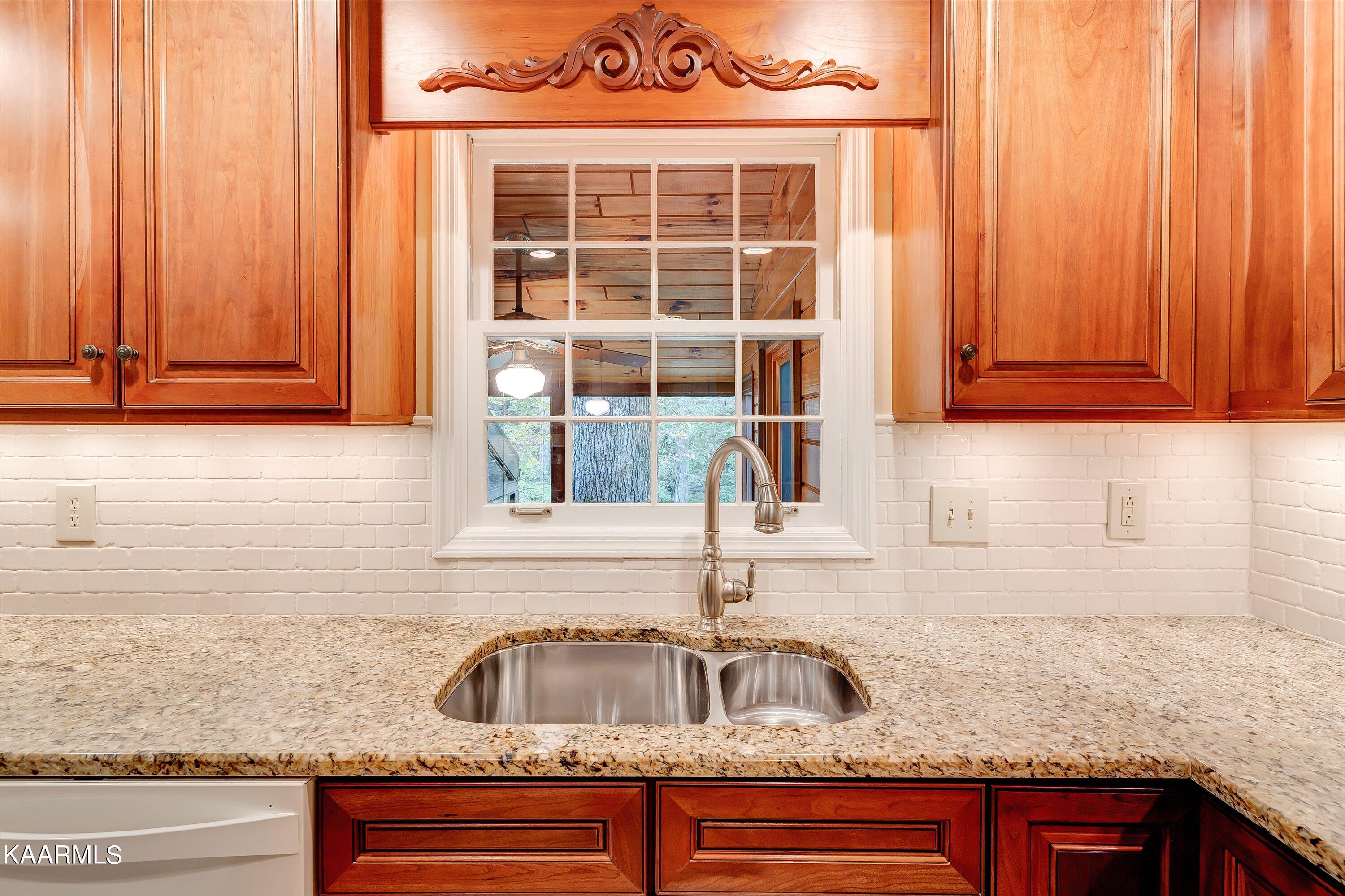 1329 Candlewick Road Knoxville, TN 37932 - Photo 14 of 48 16-1329 Candlewick Rd-16