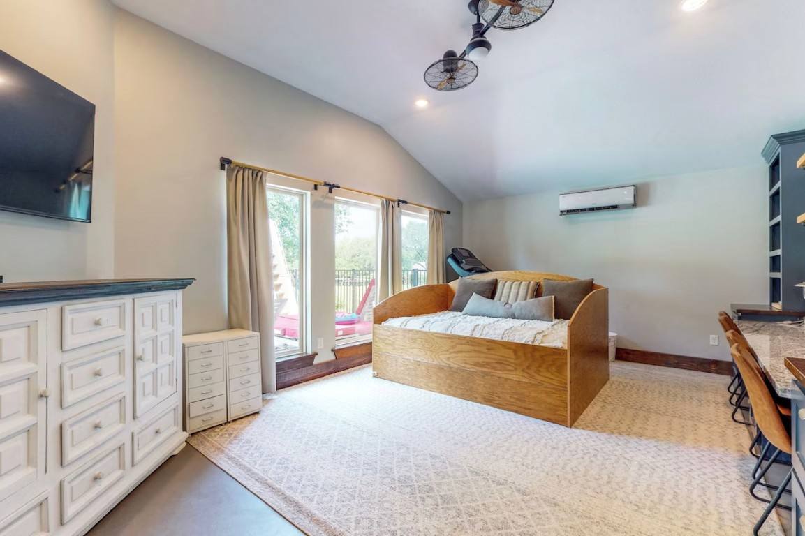 30819 Quinn Road Tomball, TX 77375 - Photo 19 of 30 Private room near the pool