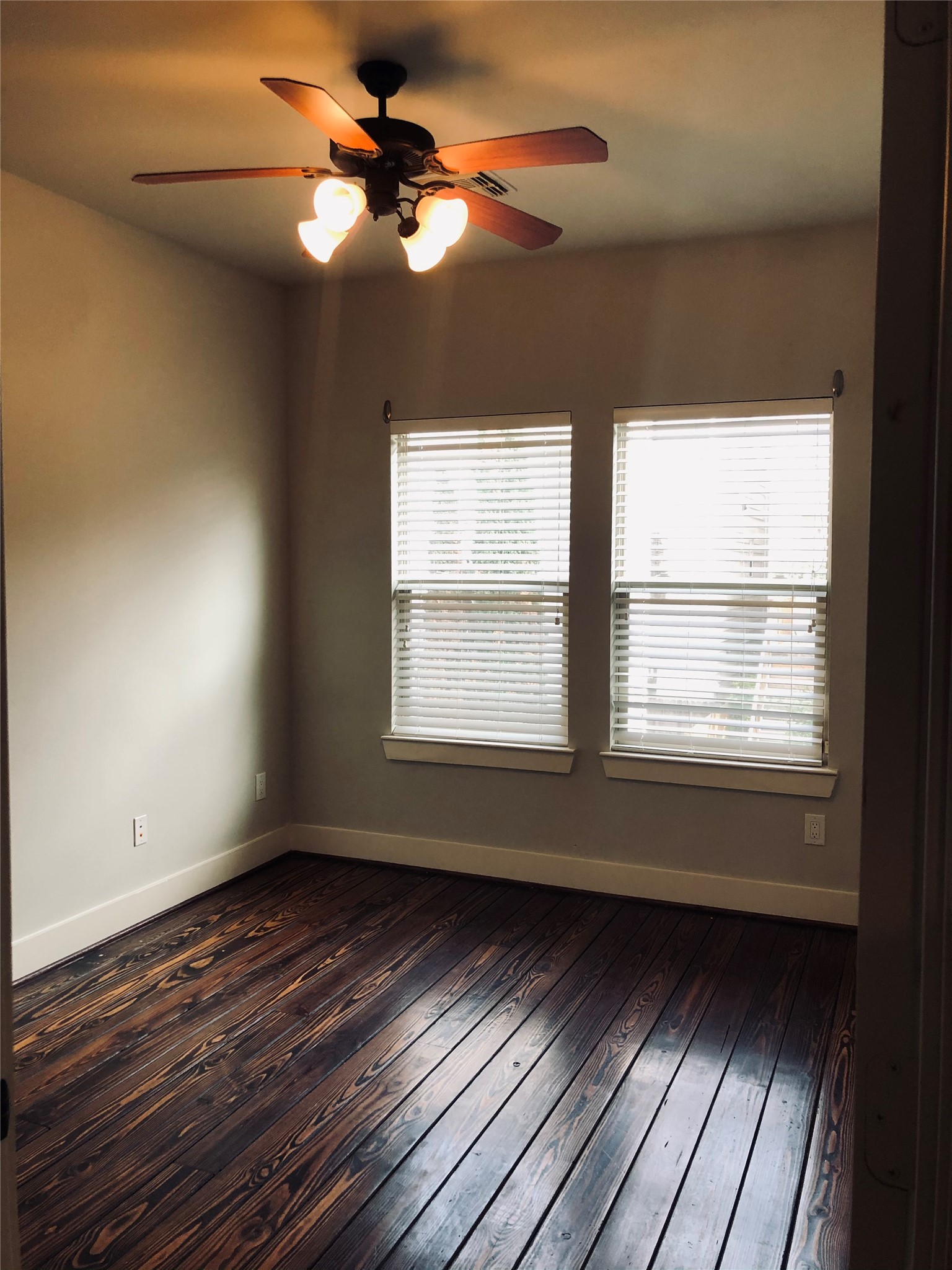 5514 Larkin Street Houston, TX 77007 - Photo 13 of 19