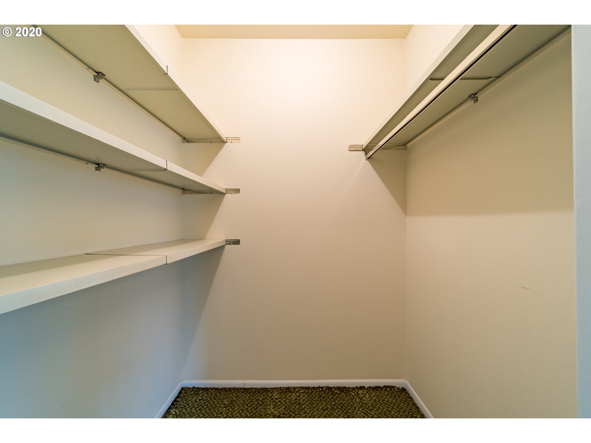 2727 Gateway Street, Unit 1 Springfield, OR 97477 - Photo 22 of 29