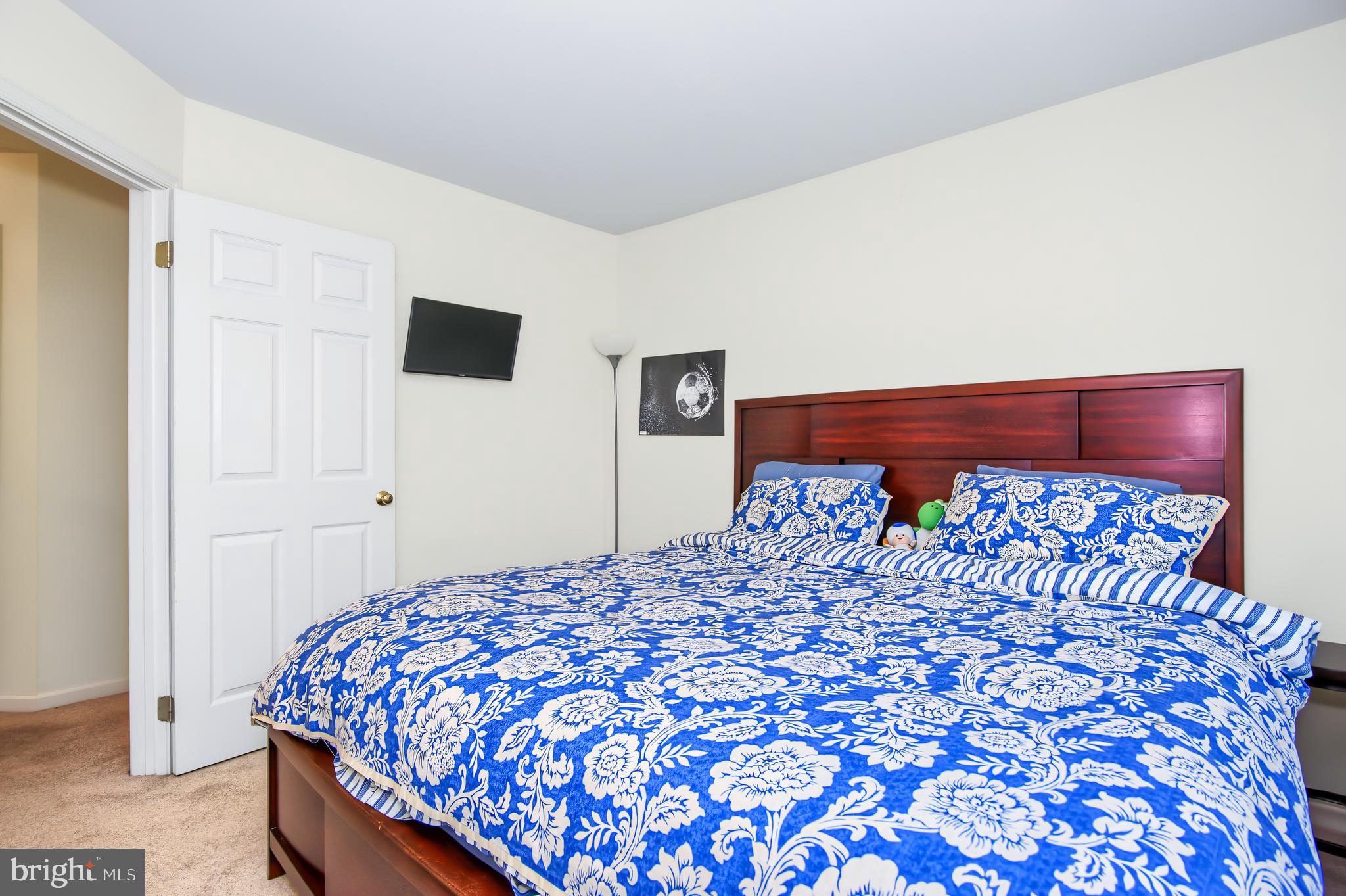 12952 Old Plains Road Fairfax, VA 22033 - Photo 26 of 41