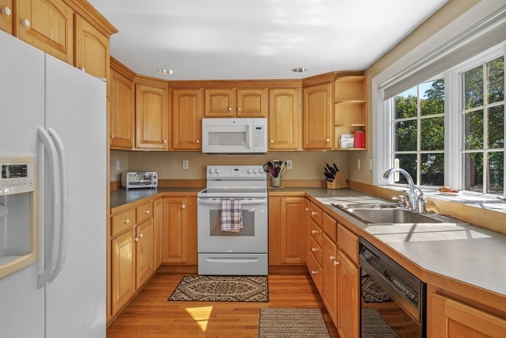 35 Haley Road Marblehead, MA 01945 - Photo 20 of 41