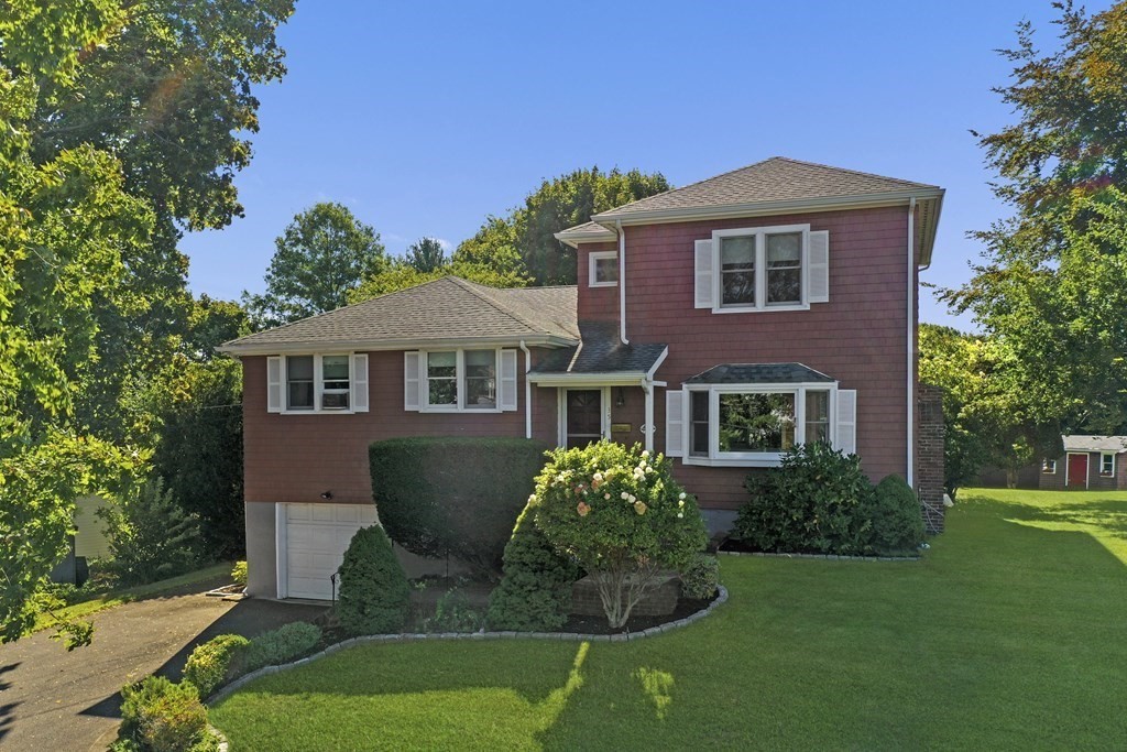 35 Haley Road Marblehead, MA 01945 - Photo 2 of 41