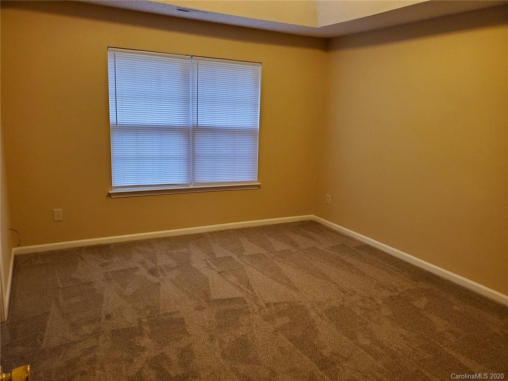 3020 Fairglen Road, Unit 3 Charlotte, NC 28269 - Photo 15 of 20