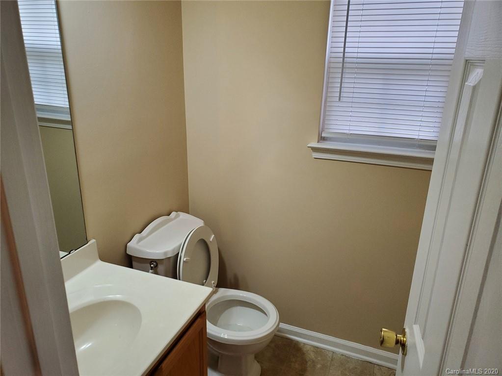 3020 Fairglen Road, Unit 3 Charlotte, NC 28269 - Photo 6 of 20