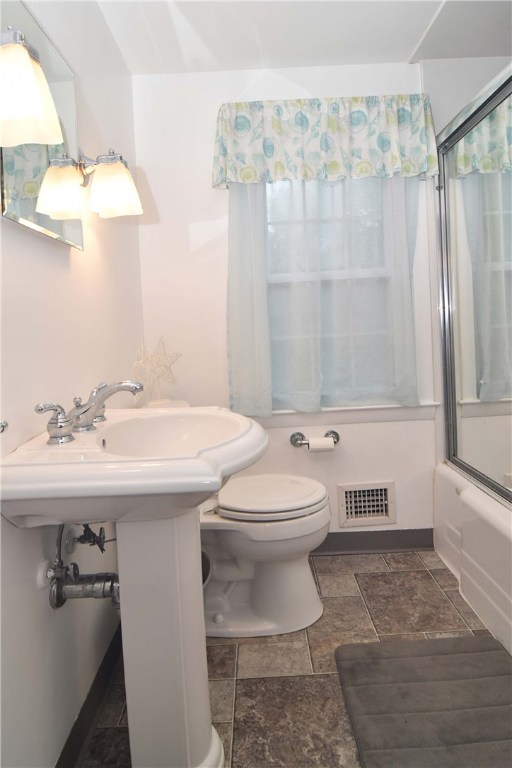 31 Leslie Road Warwick, RI 02888 - Photo 16 of 26