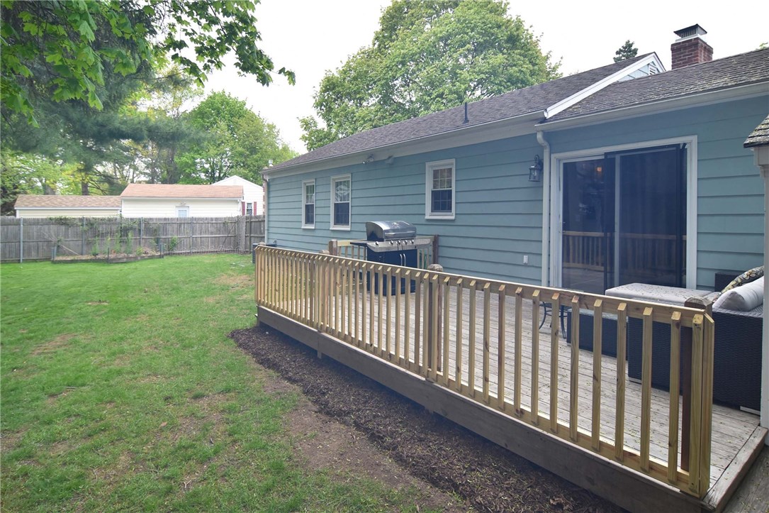 31 Leslie Road Warwick, RI 02888 - Photo 23 of 26
