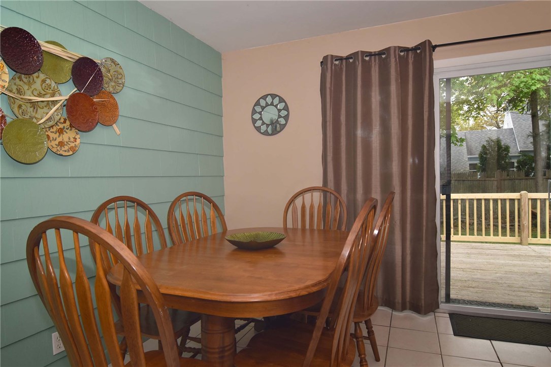 31 Leslie Road Warwick, RI 02888 - Photo 9 of 26
