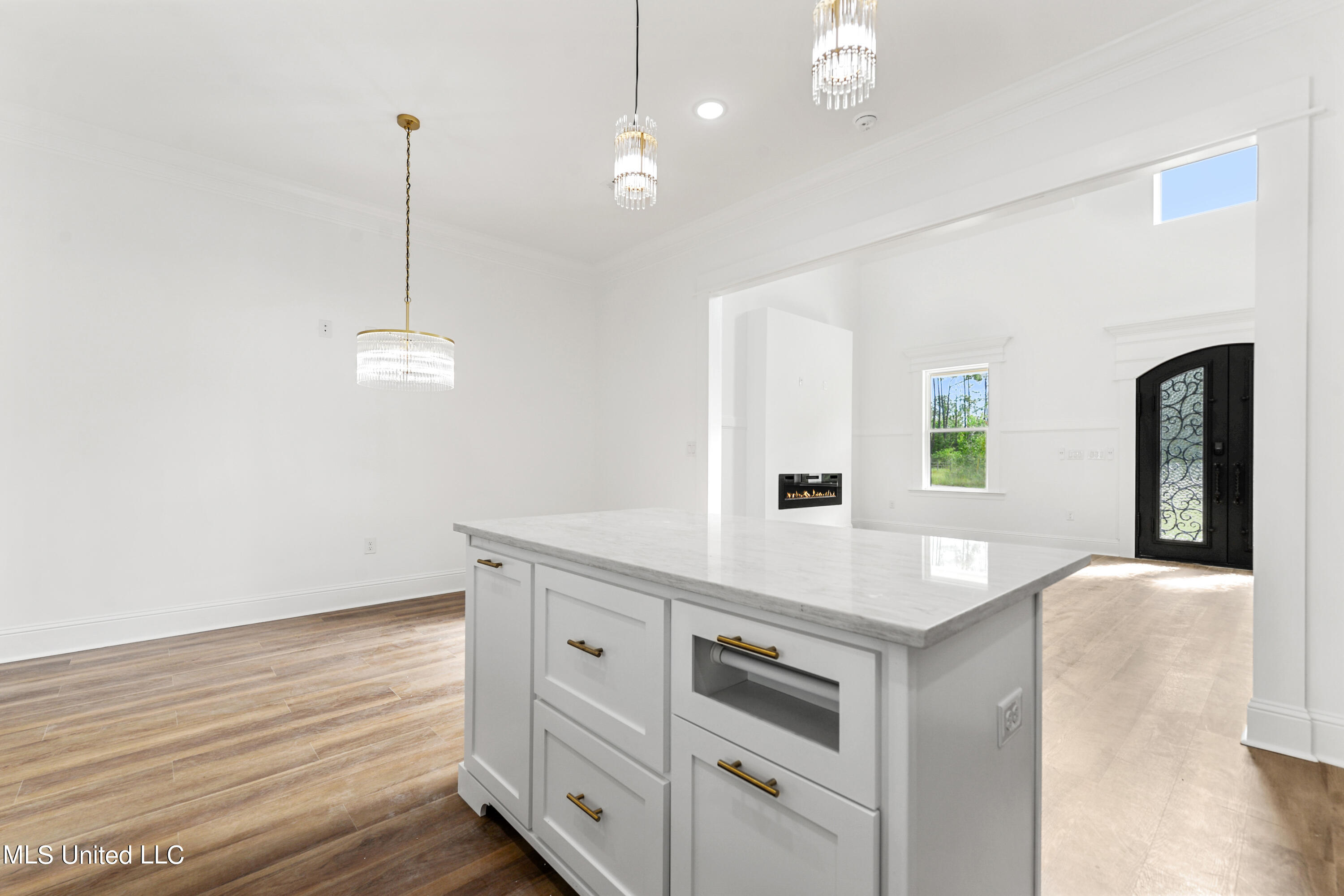 9375 Evans Road Gulfport, MS 39503 - Photo 10 of 29 010