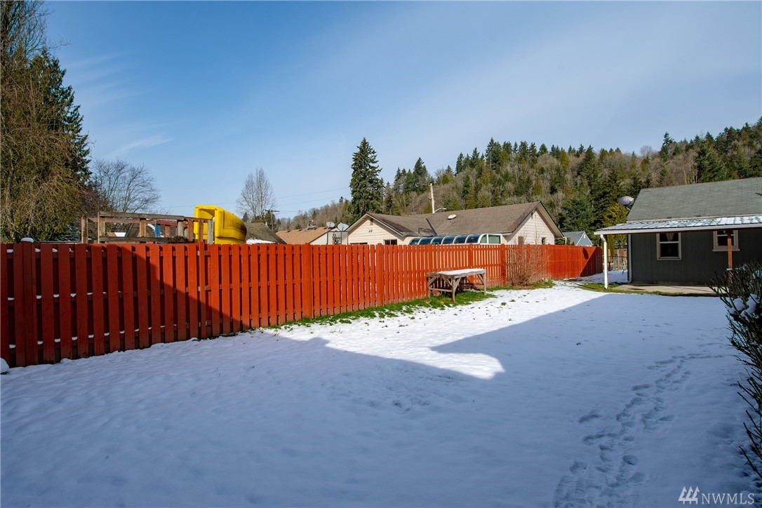 3701 Southeast 6th Street Renton, WA 98058 - Photo 15 of 22