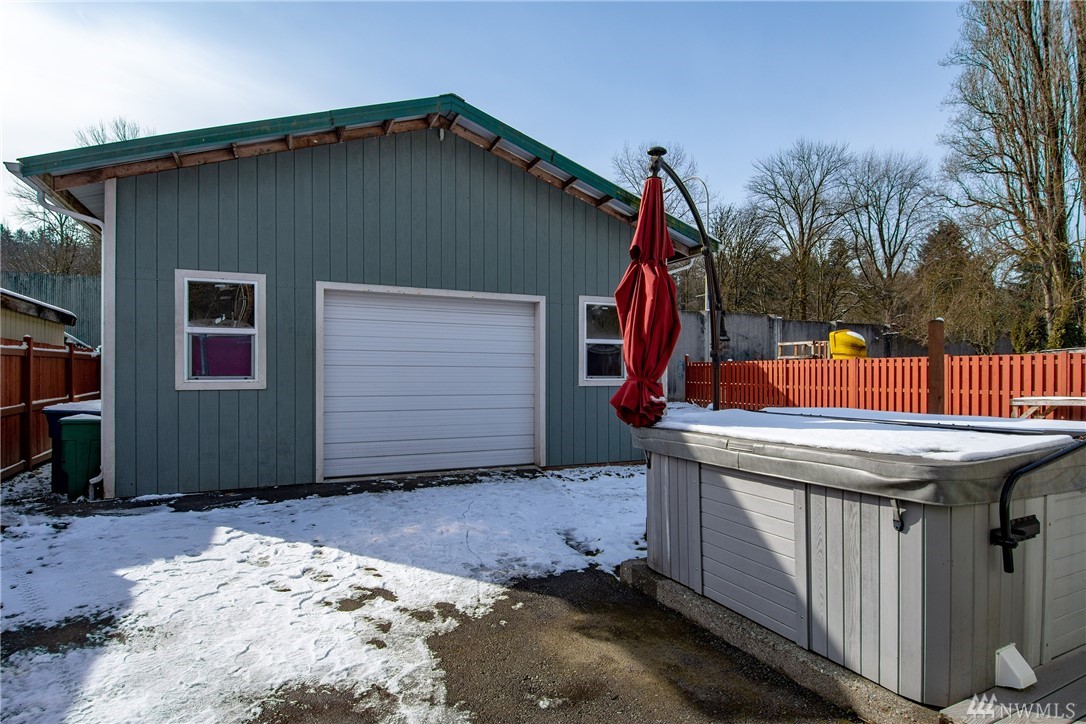 3701 Southeast 6th Street Renton, WA 98058 - Photo 18 of 22