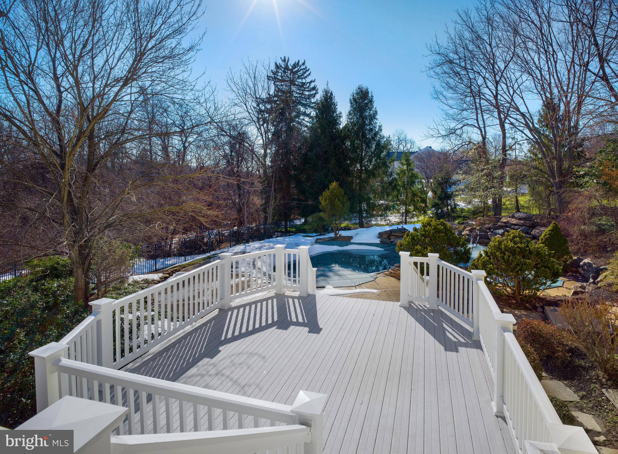 1136 Pebble Spring Drive Berwyn, PA 19312 - Photo 35 of 36 Deck