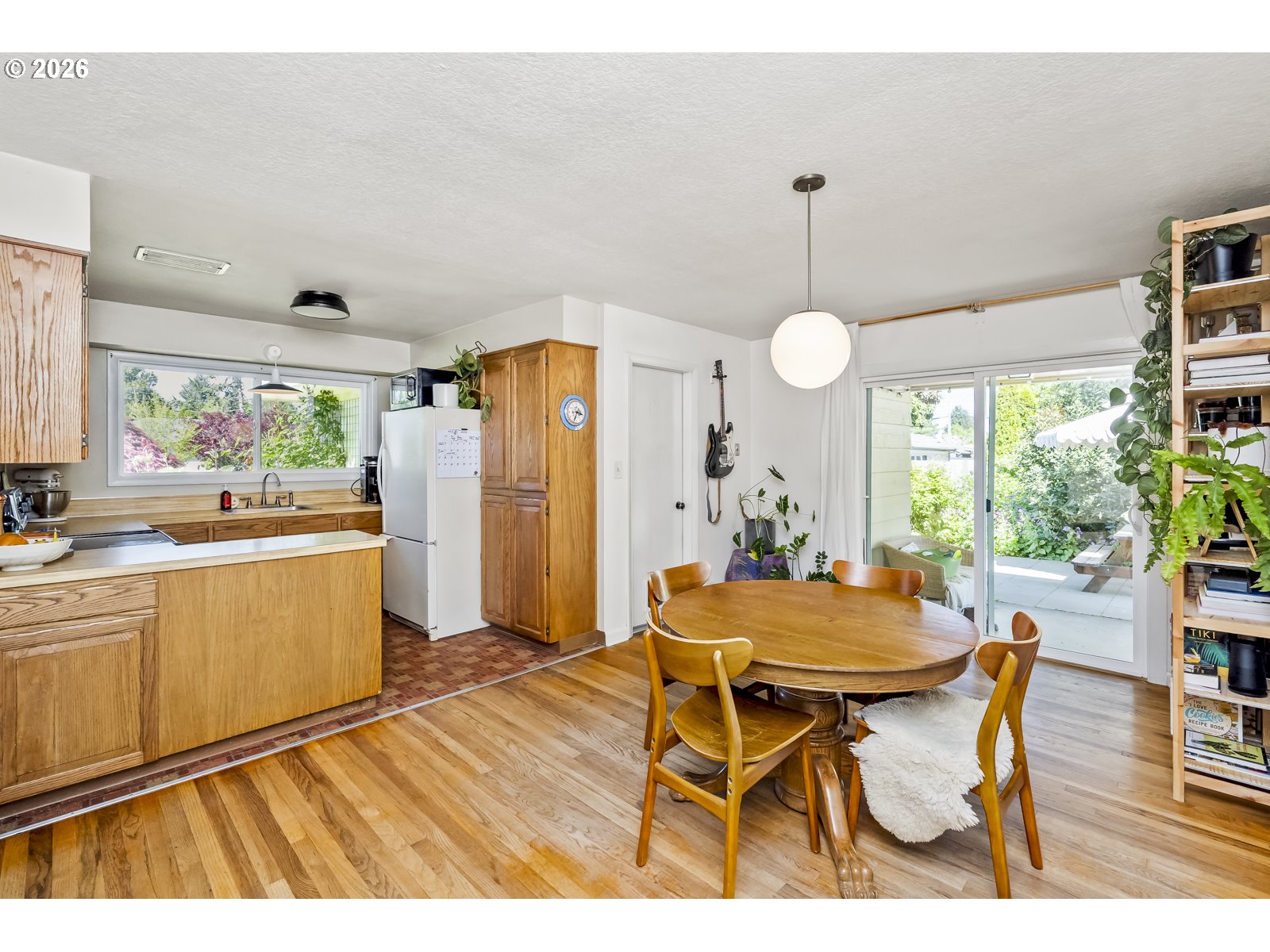 13334 Southeast Clay Street Portland, OR 97233 - Photo 12 of 33