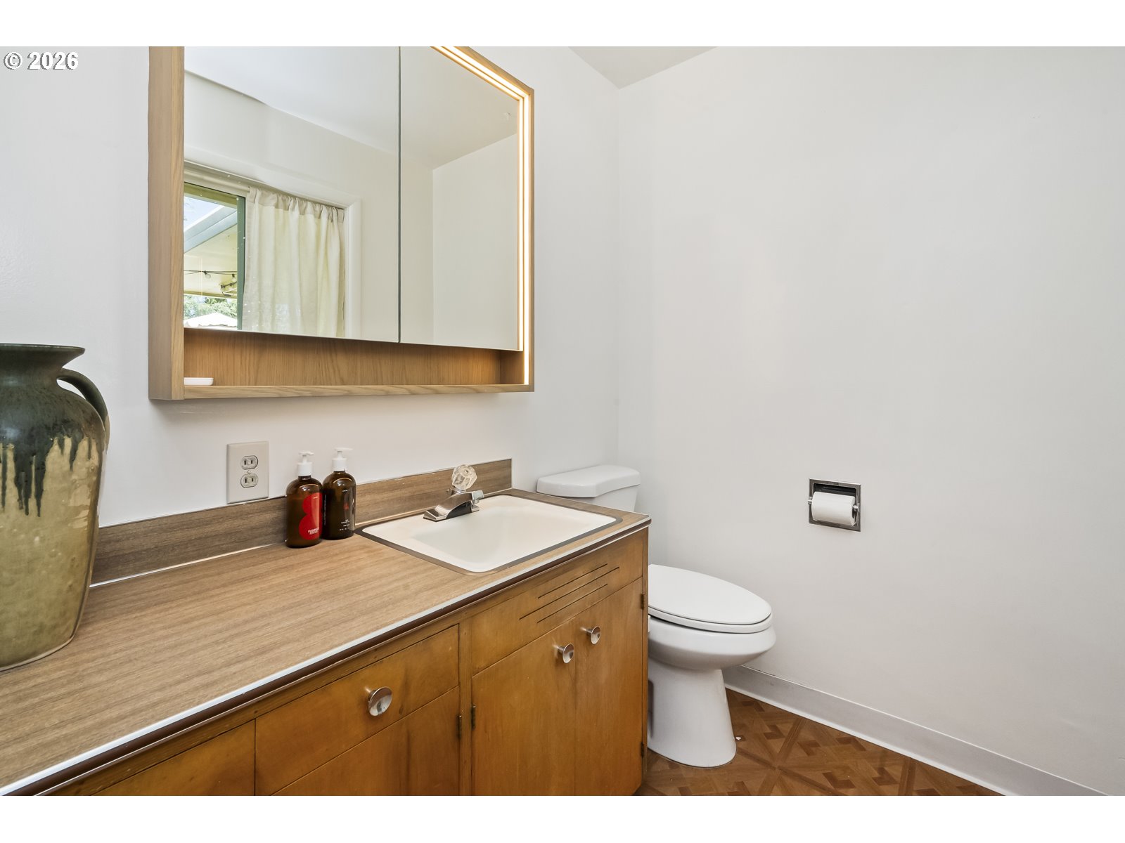 13334 Southeast Clay Street Portland, OR 97233 - Photo 16 of 33