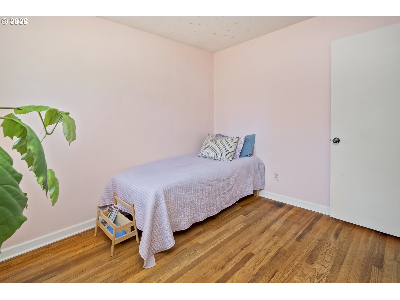 13334 Southeast Clay Street Portland, OR 97233 - Photo 19 of 33