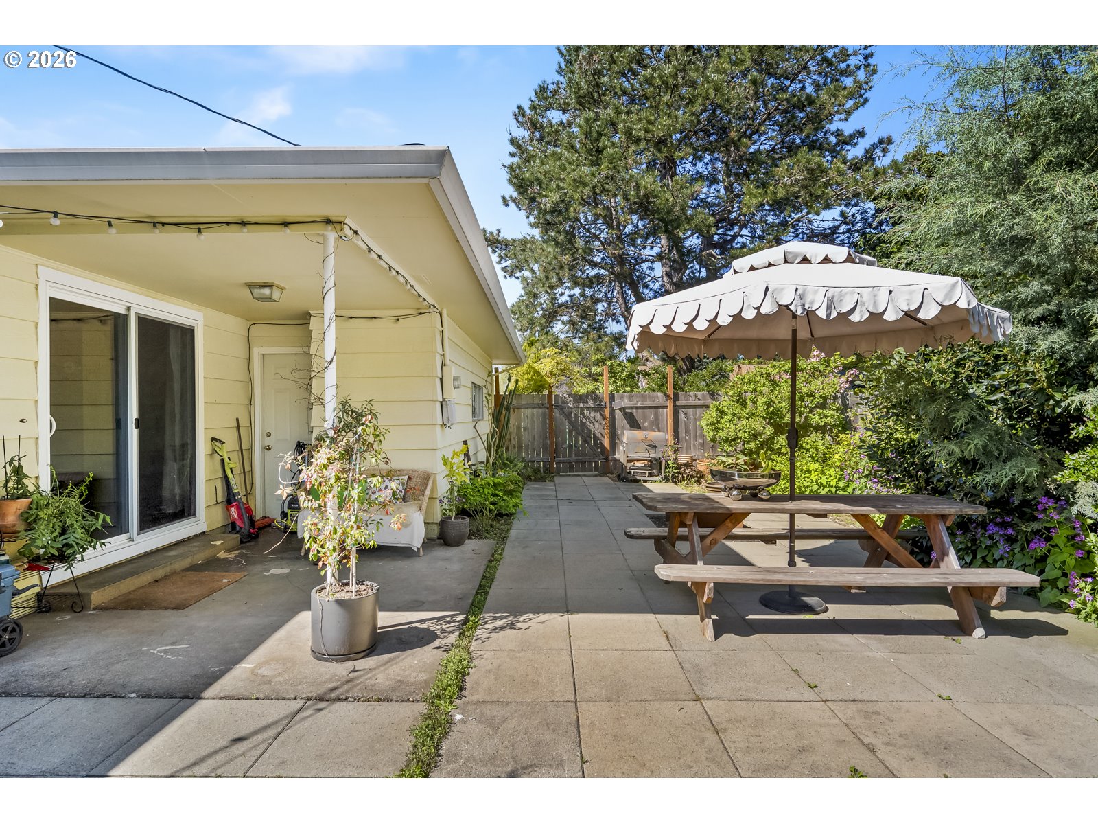 13334 Southeast Clay Street Portland, OR 97233 - Photo 22 of 33
