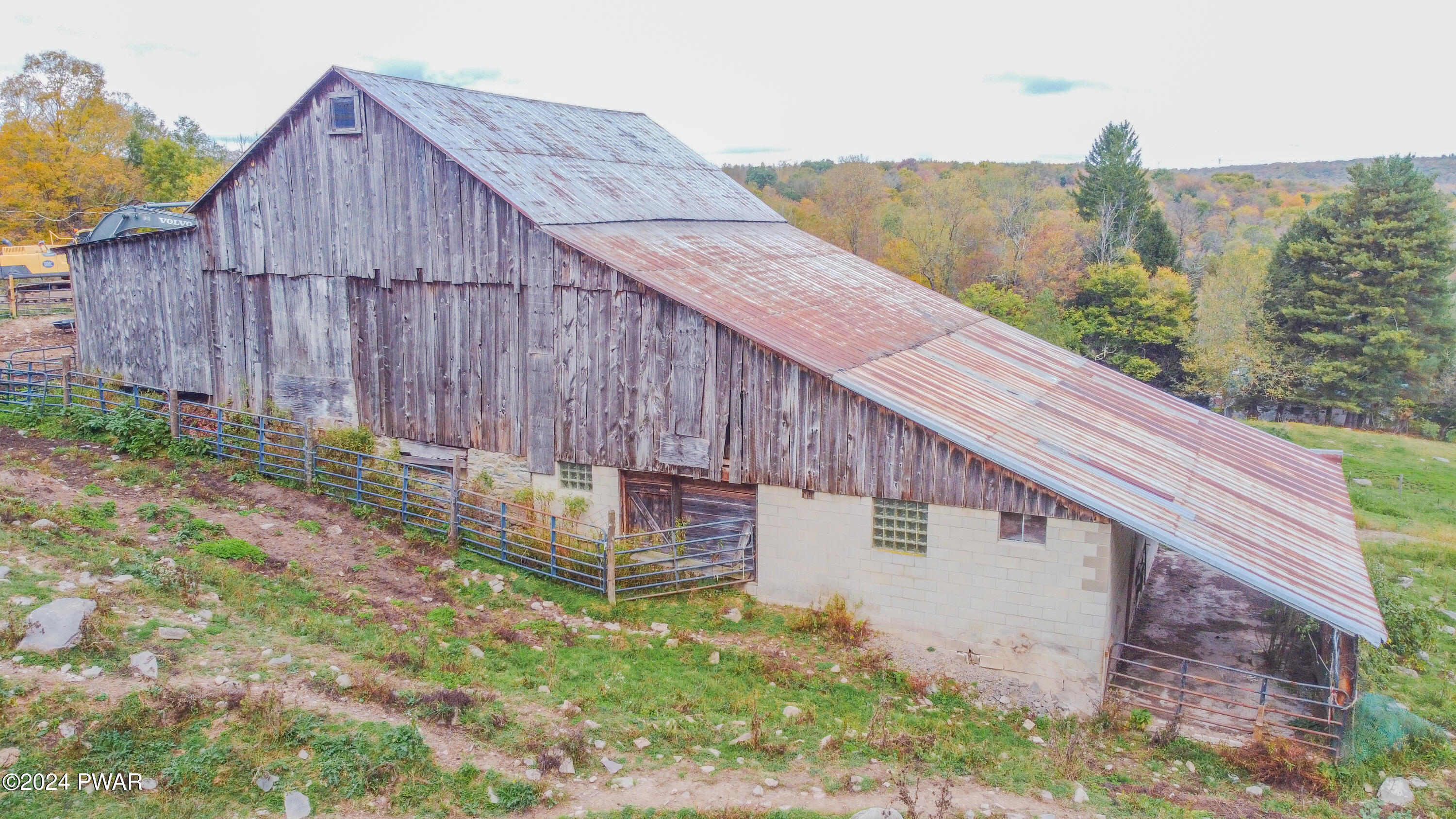69 East Sterling Road Newfoundland, PA 18445 - Photo 46 of 57