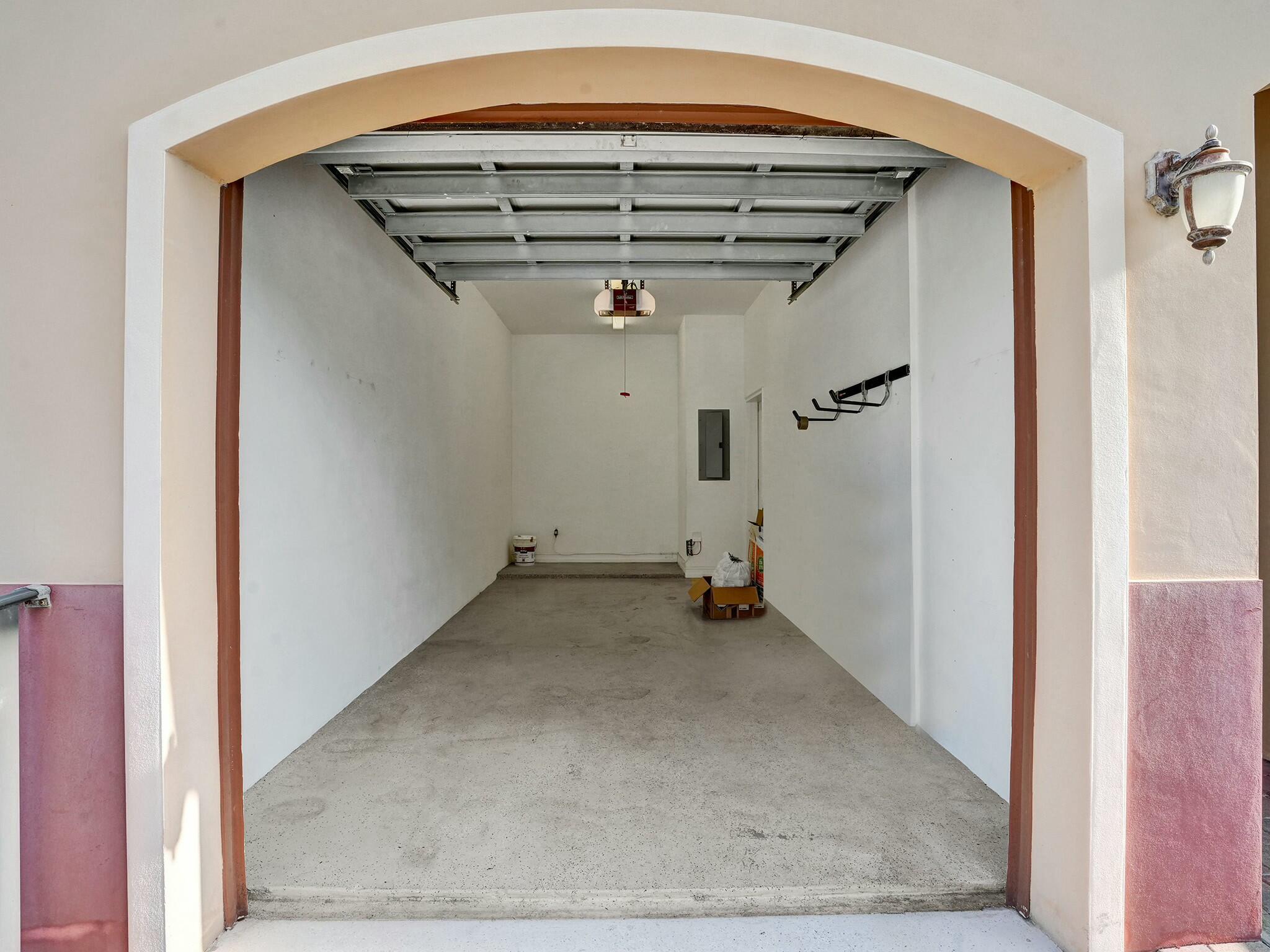3243 Northeast 5th Street Pompano Beach, FL 33062 - Photo 33 of 43 Garage
