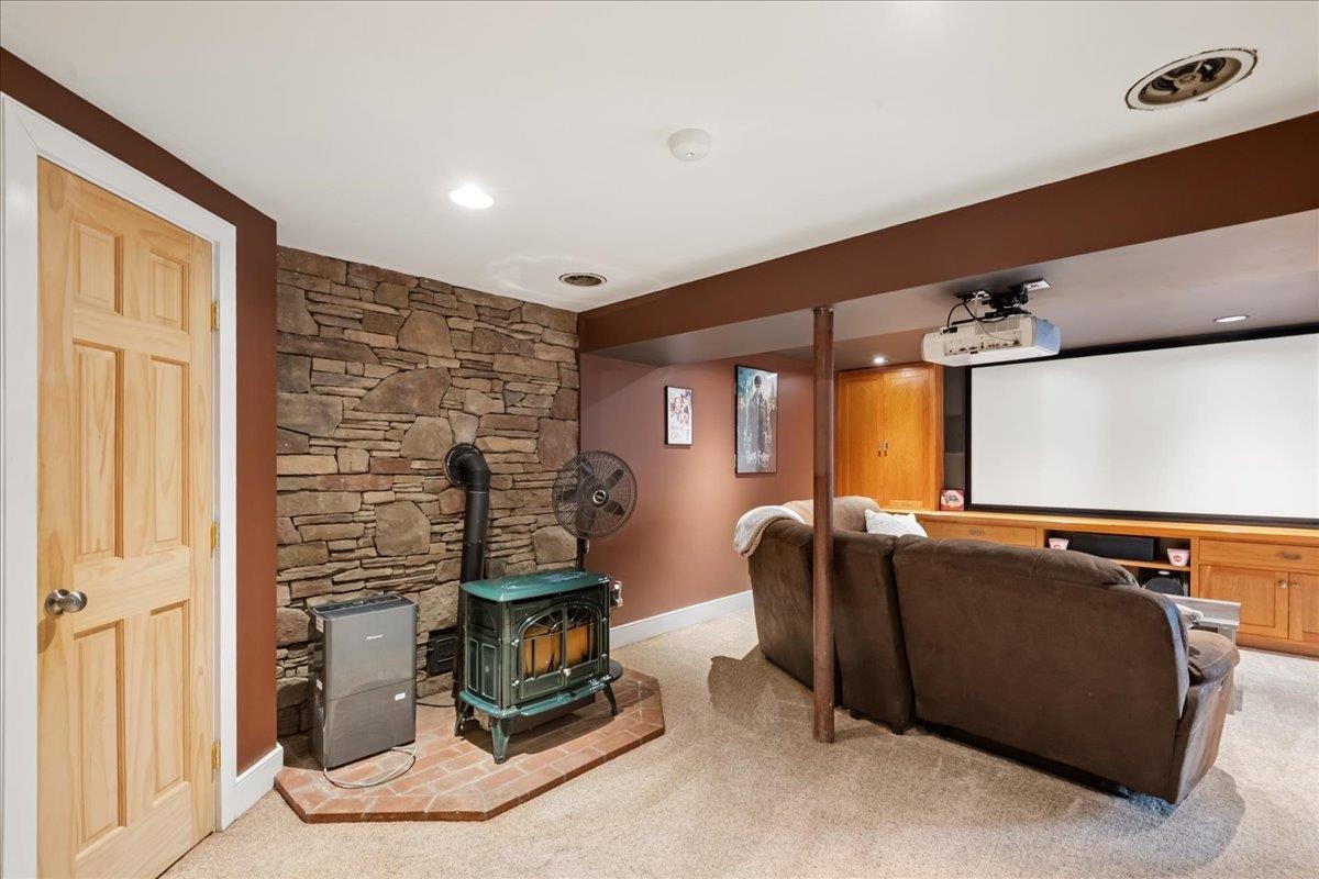 381 Bennett Road Monkton, VT 05473 - Photo 5 of 54 Gallery Image 5