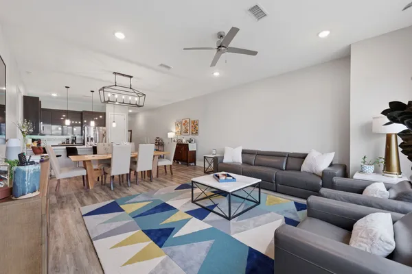 $540,000 | 199 Waterpoint Court, Unit 202, Conroe, TX 77304