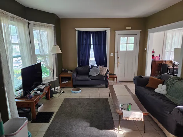 $399,900 | 109 West Geneva Street, Williams Bay, WI 53191