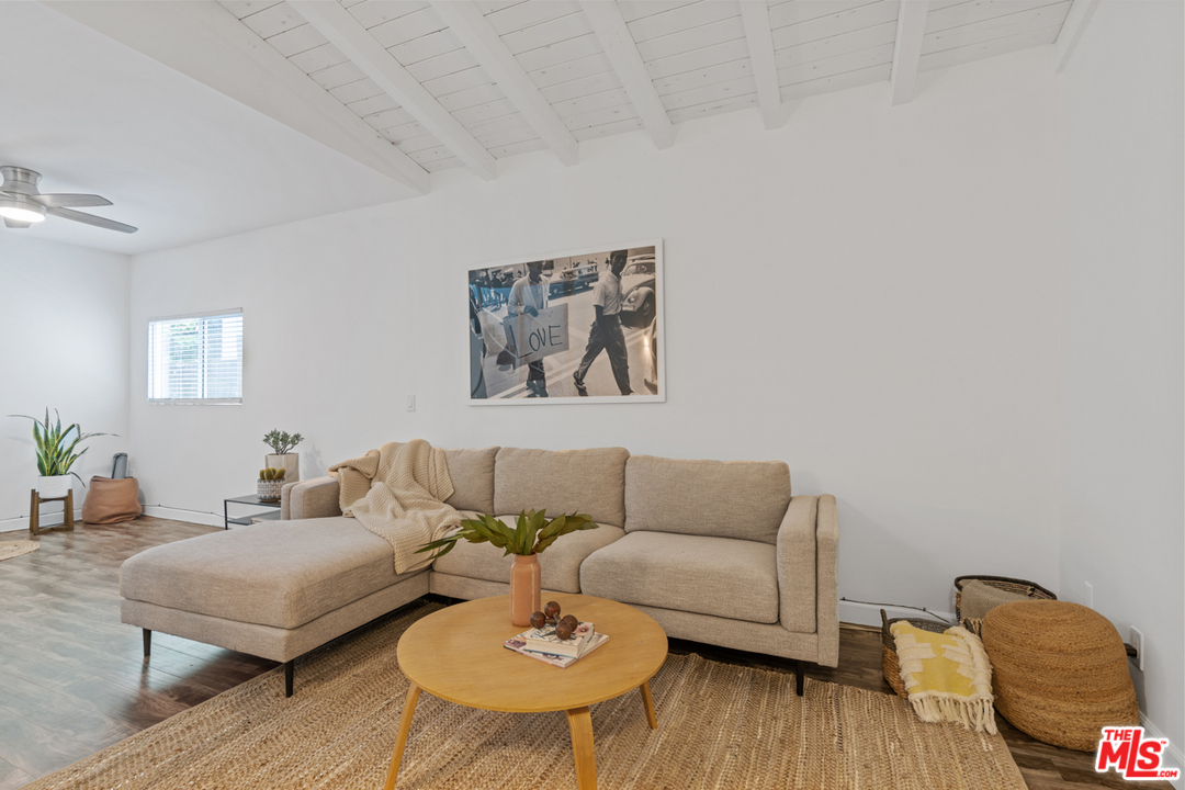 3416 Buckingham Road Los Angeles, CA 90016 - Photo 22 of 33 Gallery Image 22