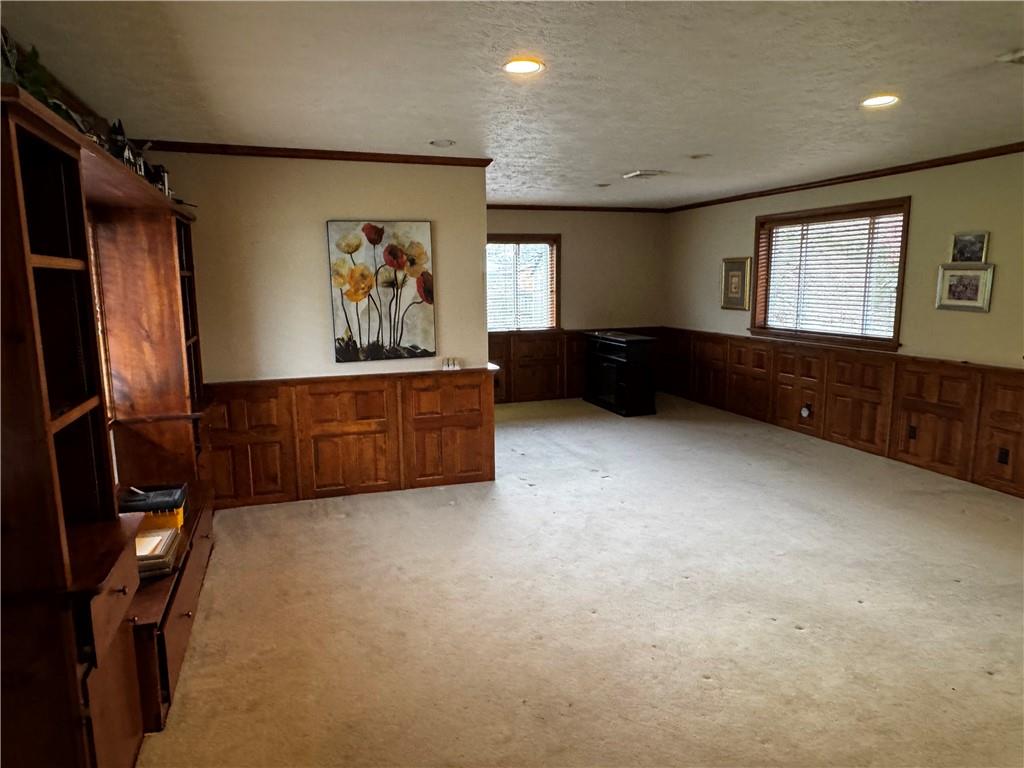 105 Patty Drive Uniontown, PA 15401 - Photo 9 of 25 a living room with furniture