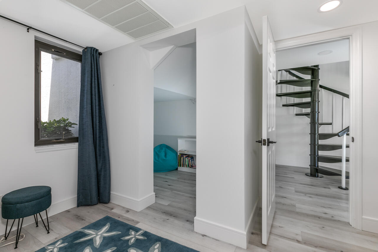 5570 Southeast Miles Grant Road Stuart, FL 34997 - Photo 33 of 60 untitled-38