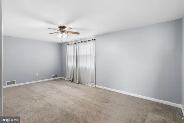 $389,900 | 10 Hancock Lane, Willingboro, NJ 08046