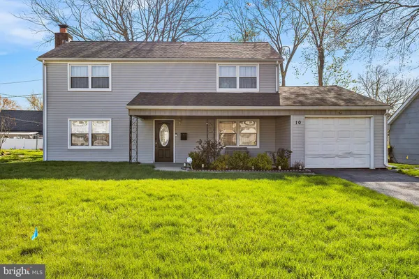 $389,900 | 10 Hancock Lane, Willingboro, NJ 08046