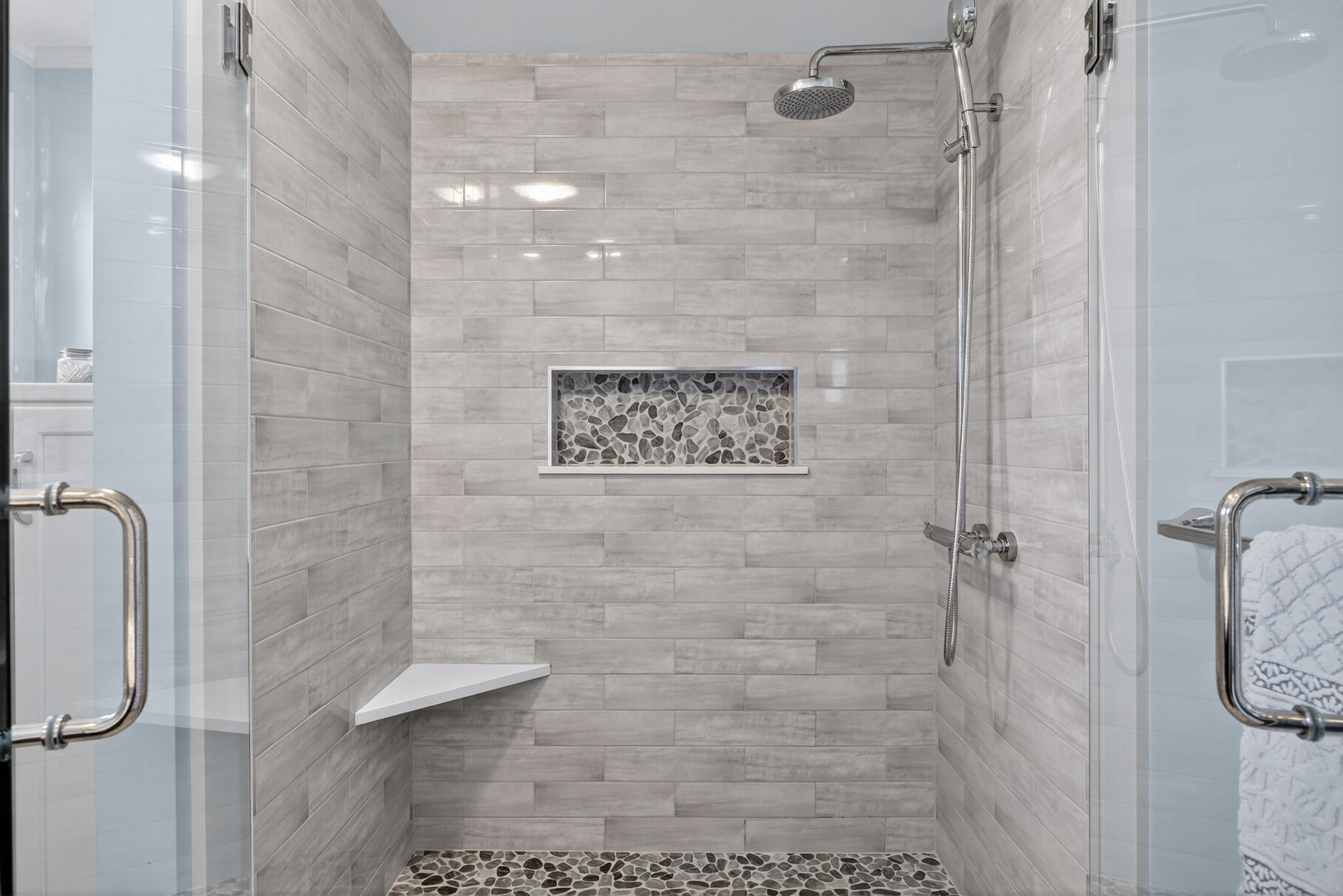 55 Christopher Harding Lane Chatham, MA 02633 - Photo 23 of 45 Second floor en-suite bath