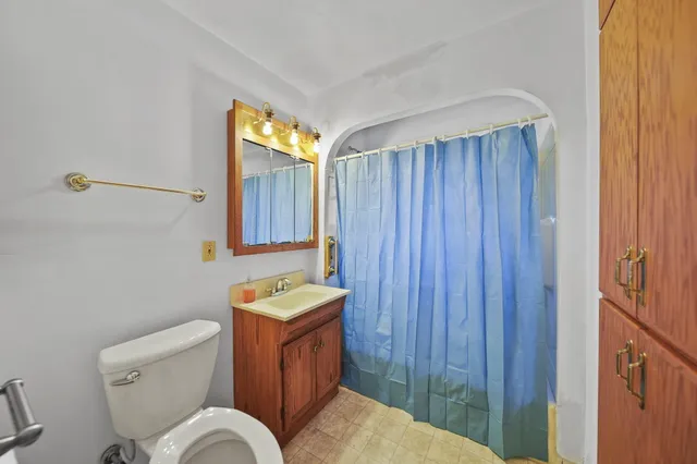 $199,900 | 4842 Woodville Road, Jackson, MI 49201