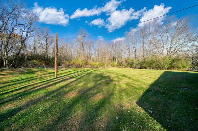 $199,900 | 4842 Woodville Road, Jackson, MI 49201