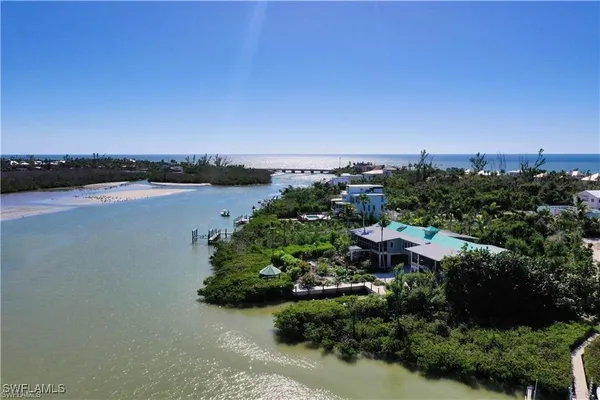 $5,700,000 | 16979 Captiva Drive, Captiva, FL 33924
