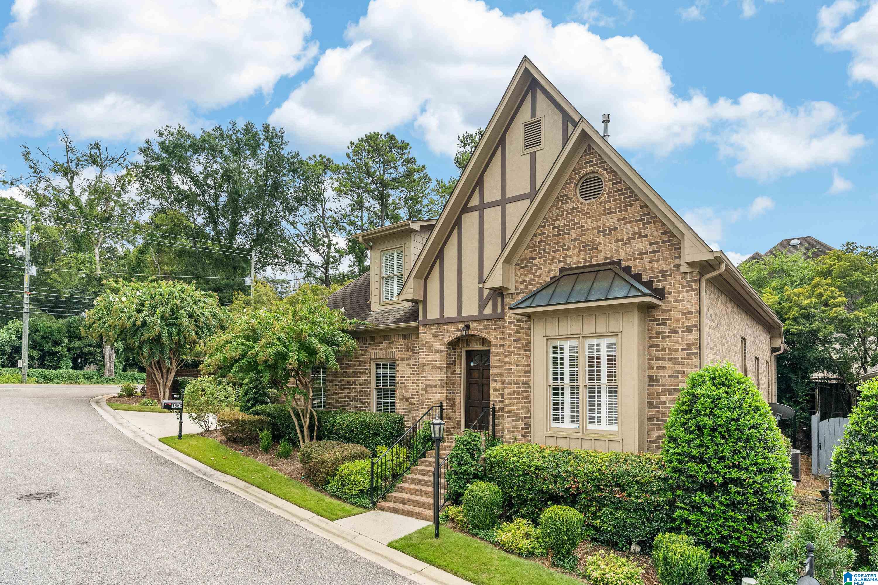 1663 Creekstone Court Birmingham, AL 35243 - Photo 3 of 52