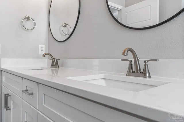 $347,900 | 8425 Tippin Avenue, Pensacola, FL 32514