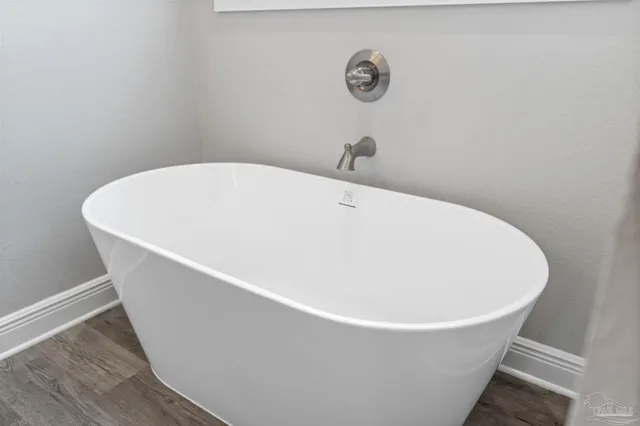 $347,900 | 8425 Tippin Avenue, Pensacola, FL 32514