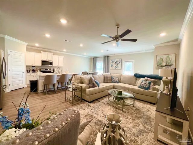 $347,900 | 8425 Tippin Avenue, Pensacola, FL 32514