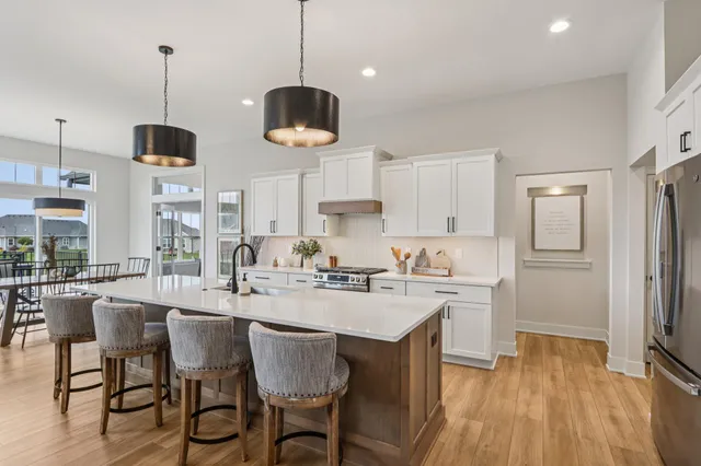 $1,199,900 | W198-n4955 Hickory Street, Menomonee Falls, WI 53051