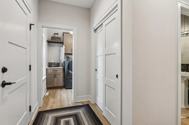 $1,199,900 | W198-n4955 Hickory Street, Menomonee Falls, WI 53051