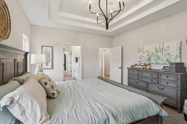 $1,199,900 | W198-n4955 Hickory Street, Menomonee Falls, WI 53051