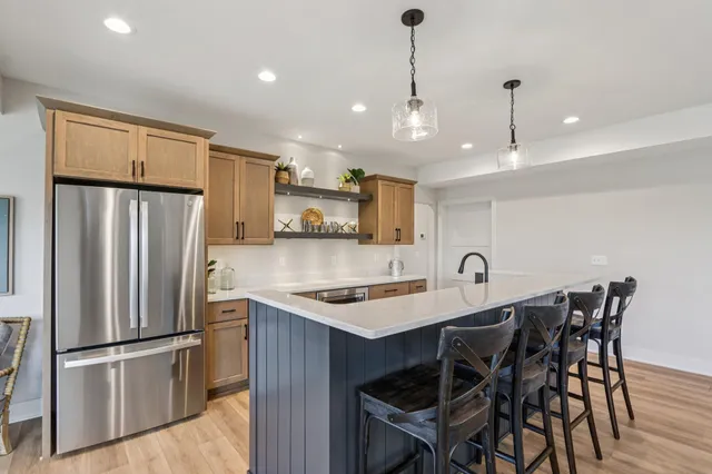 $1,199,900 | W198-n4955 Hickory Street, Menomonee Falls, WI 53051