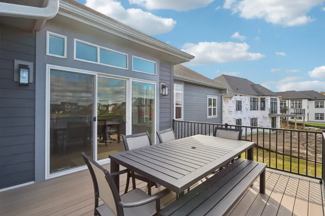 $1,199,900 | W198-n4955 Hickory Street, Menomonee Falls, WI 53051