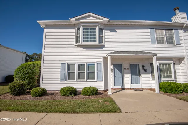 $149,000 | 336 Haven Drive, Unit T1, Greenville, NC 27834