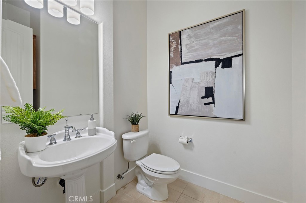 13347 Highstone Manor Court Rancho Cucamonga, CA 91739 - Photo 32 of 70 Powder Room