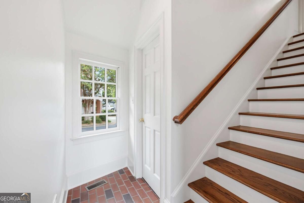 221 Hamilton Road Athens, GA 30606 - Photo 19 of 62 Gallery Image 19