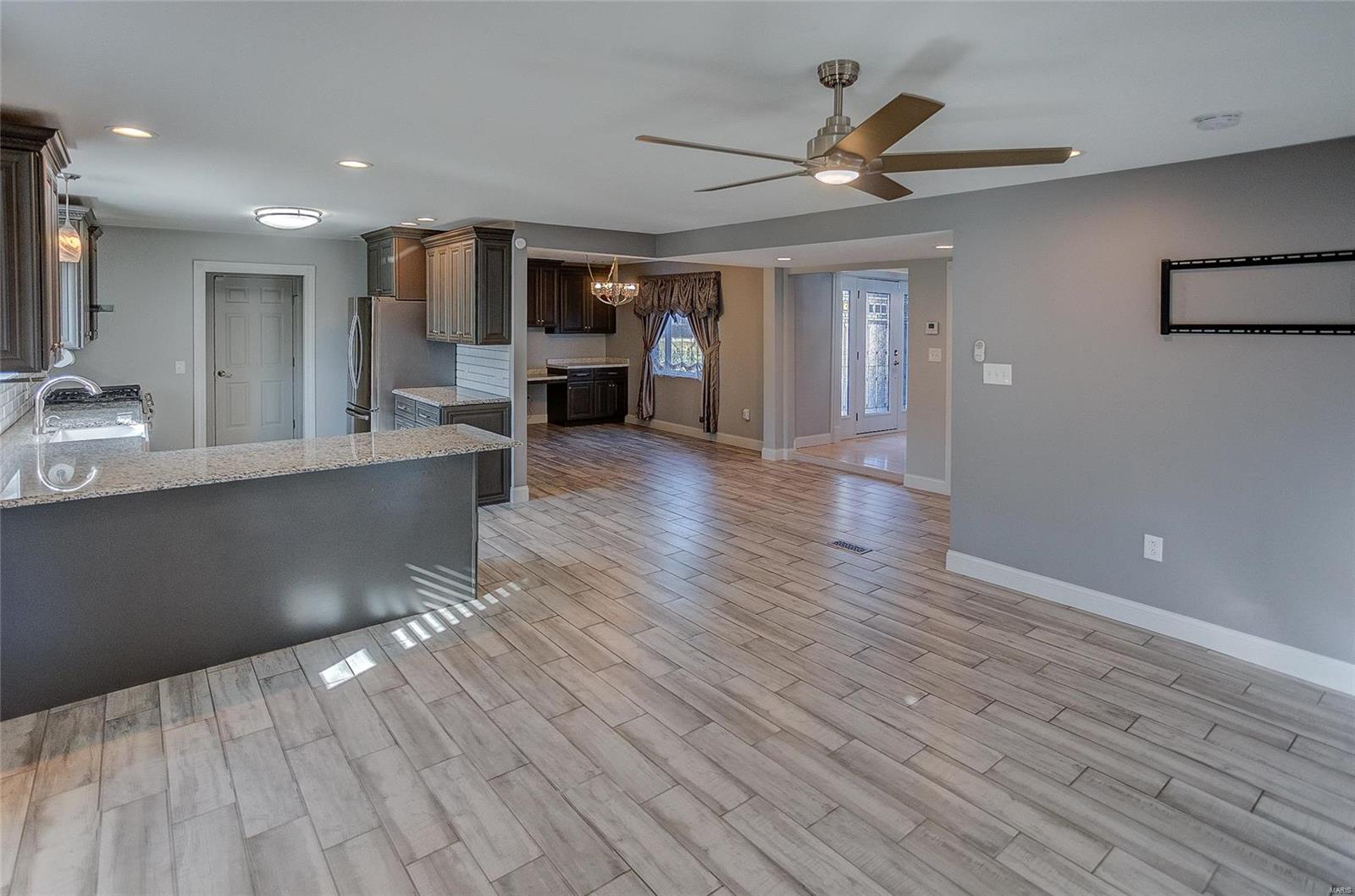 501 Coventry Road Troy, IL 62294 - Photo 12 of 66 Gallery Image 12