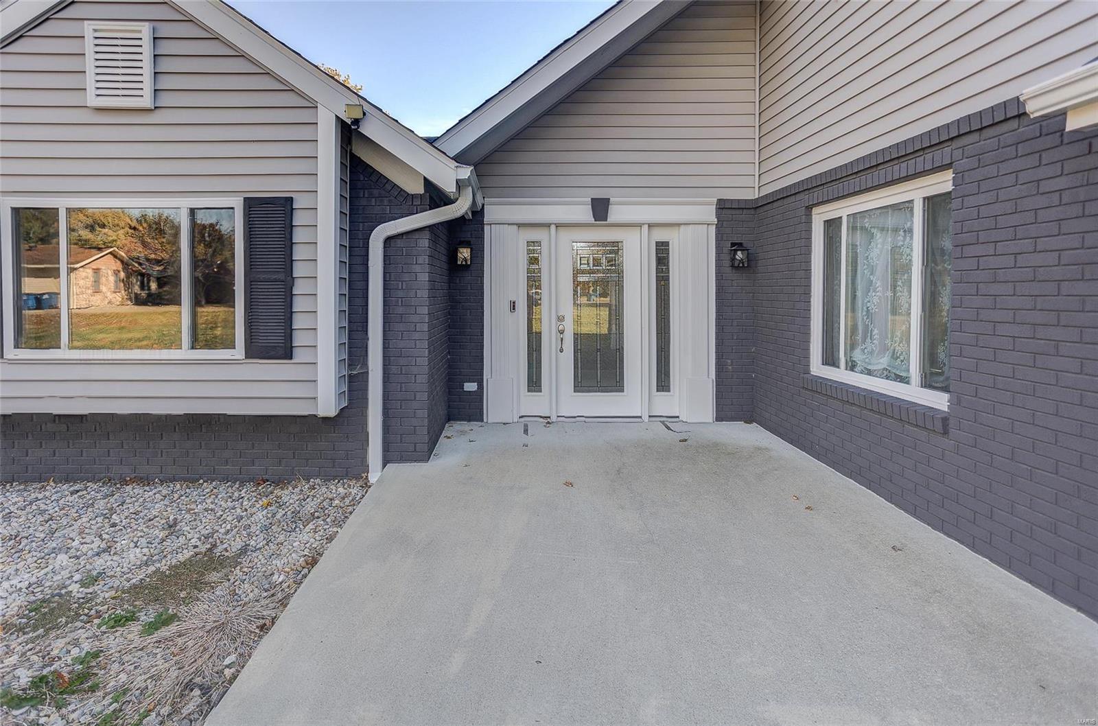 501 Coventry Road Troy, IL 62294 - Photo 4 of 66 Gallery Image 4