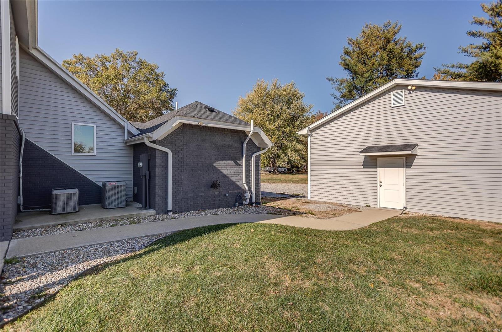 501 Coventry Road Troy, IL 62294 - Photo 55 of 66 Gallery Image 55