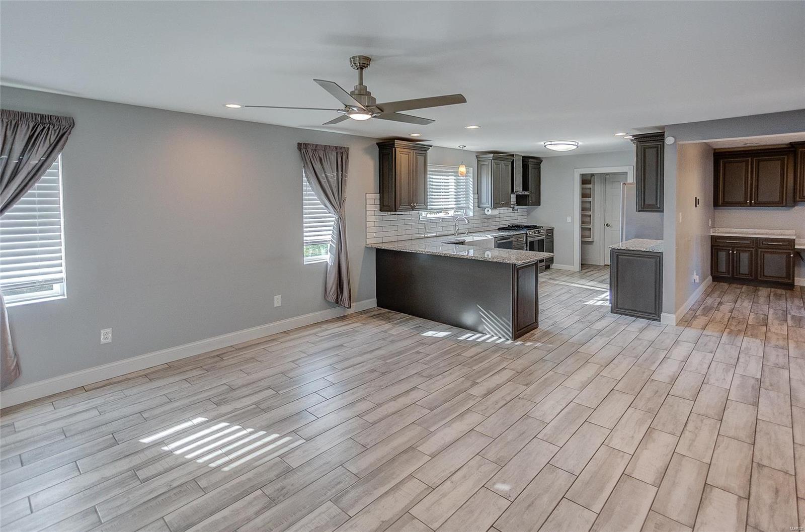 501 Coventry Road Troy, IL 62294 - Photo 10 of 66 Gallery Image 10
